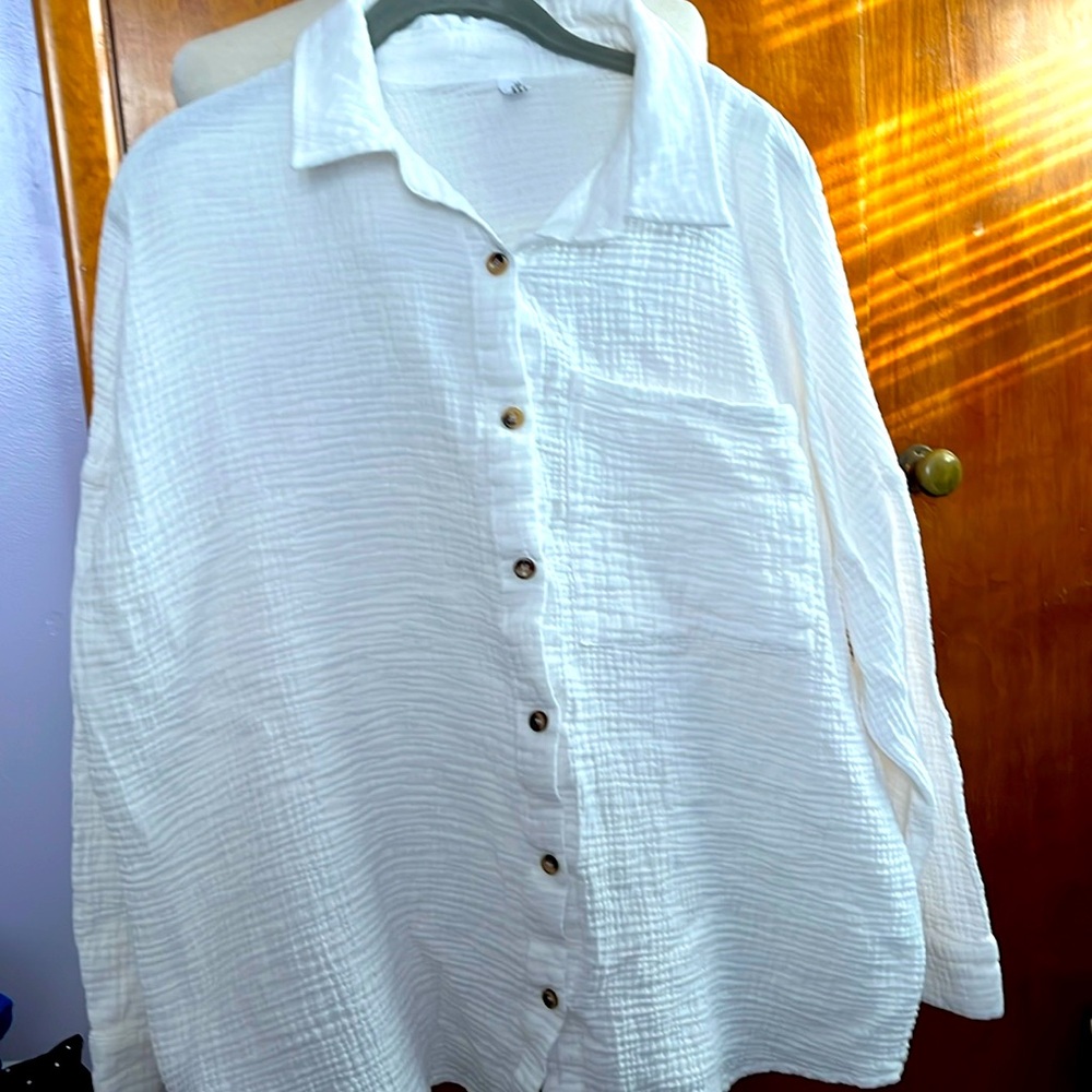 White layering top, size 2x